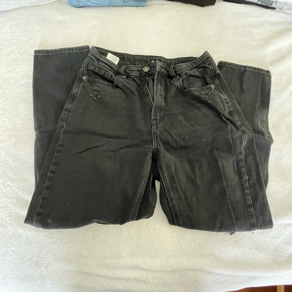 American eagle mom jeans